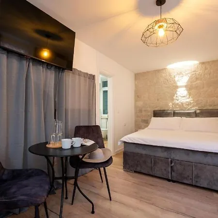 By The Sea - 24338 * Trogir