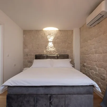 Apartamento By The Sea - 24338 Trogir