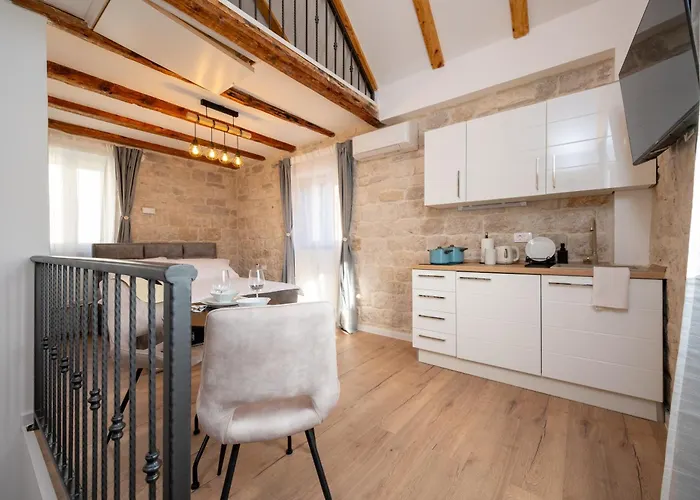 By The Sea - 24338 Trogir