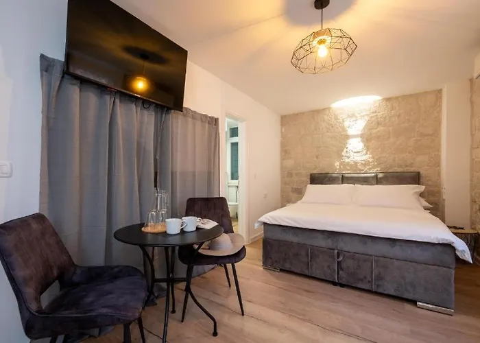 By The Sea - 24338 * Trogir